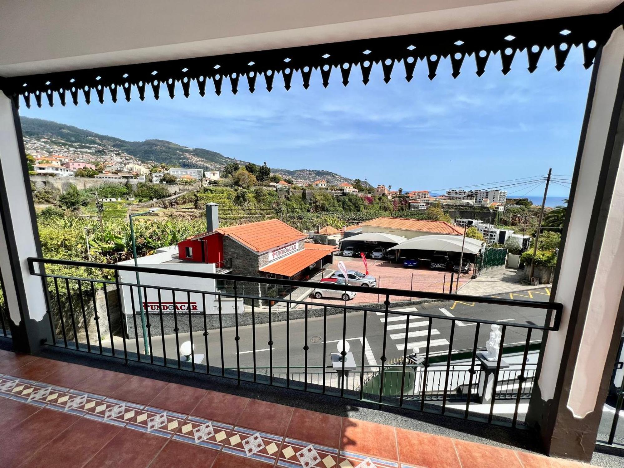 Classic Tranquil Madeiran 4-Bedroom Villa Funchal מראה חיצוני תמונה