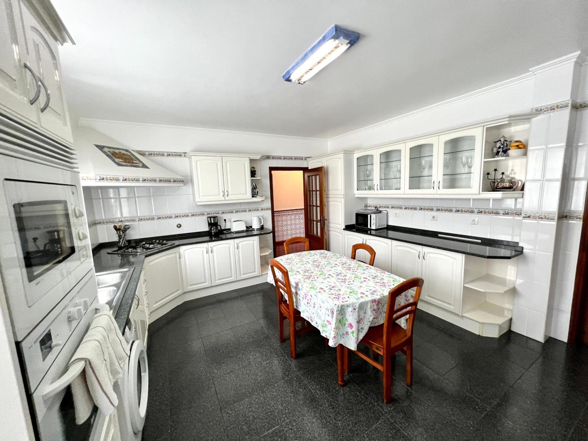 Classic Tranquil Madeiran 4-Bedroom Villa Funchal מראה חיצוני תמונה